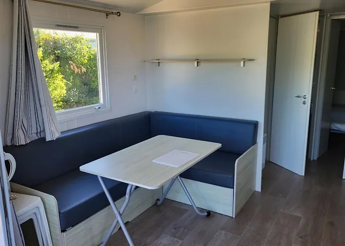 Kemping Mobil-home 4 Pers Avec Terrasse A - Api-1-52-438 Brem-Sur-Mer